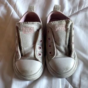 Converse Velcro sneakers 7c